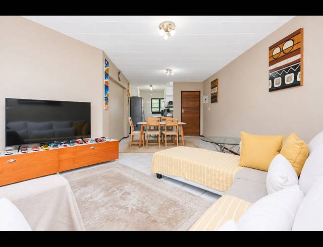 2 BEDROOM APARTMENT FOR SALE IN GLENVISTA